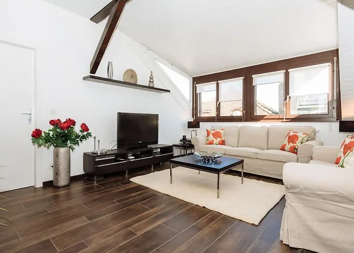 - Superb Flat By The Apartament *