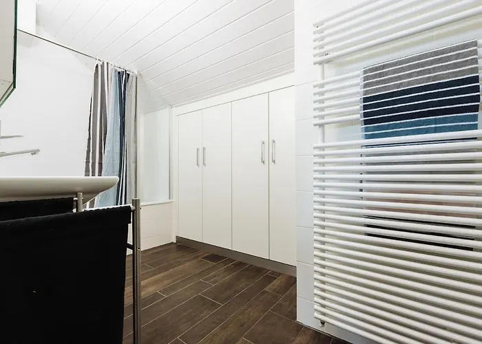 Apartament - Superb Flat By The