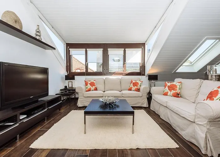 - Superb Flat By The Apartament Nyon